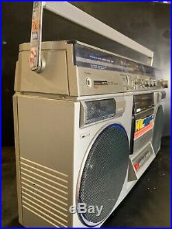 AIWA CS600 Stereo Retro Boombox Vintage Radio Cassette Recorder