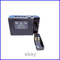 Aiwa Cassette Walkman HS-JX729 Vintage Rare Radio Working Parts Or Repair