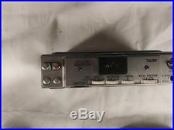 Aiwa HS-J700 Vintage Radio Cassette Walkman Recorder RADIOWORKS tape doesnt work