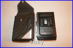 Aiwa Hs-j700 Vintage Walkman Cassette Recorder Orig Case Rare Collector /jvc
