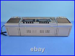 Crown CS2200 AM/FM Stereo Radio-Recorder Cassette Boombox Vintage Crown CS2200 AM/FM Stereo Radio-Recorder Cassette Boombox Vintage