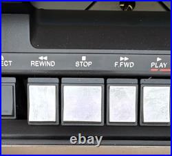 GE VHS Video Cassette Recorder VQL0688 With Cables Manuals Vintage 1970s