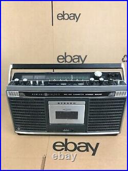 General Electric AM FM Cassette Player Recorder Vintage GE 3-5255A Read Below