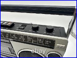 Goldstar TSR-571 Stereo Radio Cassette Recorder Vintage Silver Boombox READ