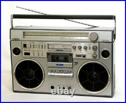 HITACHI TRK-8600RM Cassette Recorder Boom Box vintage Maintained Good Condition