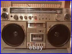 Helix HX-4631 AM/FM Stereo Radio Cassette Recorder Vintage Boombox