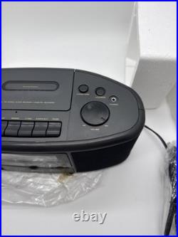 NOB Vintage Zenith ZG320M AM/FM Stereo Clock Radio Cassette Recorder Dual Alarm