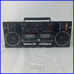 Rare No Brand Vintage Boombox 80s Stereo Radio/dual Cassette Recorder 681-3039