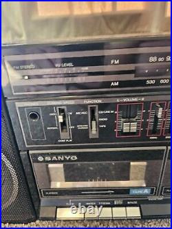 SANYO C35 Boombox Dual Cassette Recorder AM/FM Portable Radio Vintage Rare