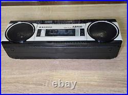 SANYO M-S350LE Rare Vintage Radio Cassette Recorder Boombox Ghettoblaster Alarm SANYO M-S350LE Rare Vintage Radio Cassette Recorder Boombox Ghettoblaster Alarm