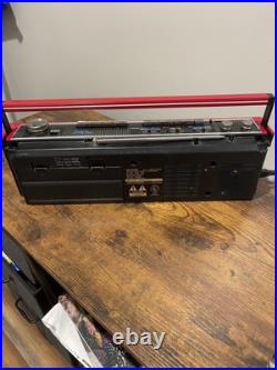 SHARP WQ-272H(R) RARE Vintage Radio Stereo Cassette Recorder WORKS Plug Included SHARP WQ-272H(R) RARE Vintage Radio Stereo Cassette Recorder WORKS Plug Included