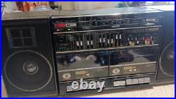 SILVER SR 2040 Rare Vintage Cassete Boombox Japan Retro Warranty SILVER SR 2040 Rare Vintage Cassete Boombox Japan Retro Warranty