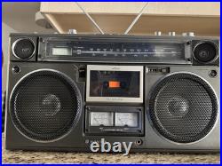Sanyo M9994 Vintage Boombox AM/FM Cassette Recorder Portable Radio For Parts Sanyo M9994 Vintage Boombox AM/FM Cassette Recorder Portable Radio For Parts