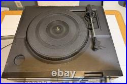 Sanyo Stereo/Cassette/Turntable- Stereo Music System GXT 220. Vintage