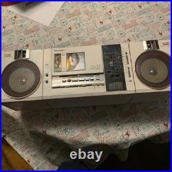 Sharp QT37z White Stereo Radio Tape Recorder 1980 Japan Vintage Rare