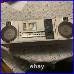 Sharp QT37z White Stereo Radio Tape Recorder 1980 Japan Vintage Rare