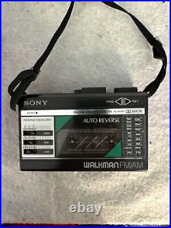 Sony WM-F18 Walkman Cassette Player AM/FM Tested Vintage Case Headphones