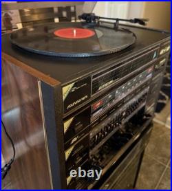 Soundesign 6871 AM/FM Cassette Turntable Stereo Wide Range Speakers, Cabinet VTG