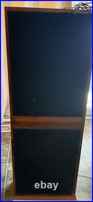 Soundesign 6871 AM/FM Cassette Turntable Stereo Wide Range Speakers, Cabinet VTG