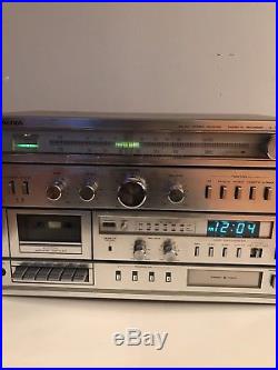 Soundesign Vintage Receiver/cassette Recorder/8 Track Player. Model 5959. Works