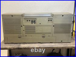TOSHIBA RT-S70 Rare Vintage BoomBox Stereo radio cassette recorder 100V as is TOSHIBA RT-S70 Rare Vintage BoomBox Stereo radio cassette recorder 100V as is