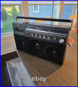 The Vintage Magnavox D8443 Power Player Stereo Cassette Recorder is a classic