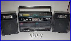 Toshiba AM/FM Stereo Radio Cassette Recorder Vintage Model RT-7066 Working