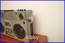 VINTAGE LASONIC TRC-915 Boombox Dynamic Mixing AM/FM/Cassette Recorder VINTAGE LASONIC TRC-915 Boombox Dynamic Mixing AM/FM/Cassette Recorder