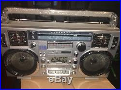 VTG Lasonic de luxe portable radio cassette recorder Model TRC-920