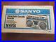 VTG-Sanyo-M9706-Boombox-Radio-Cassette-Recorder-Never-Used-Original-Box-01-jafh