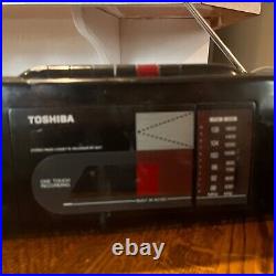 VTG Toshiba RT-8027 One Touch Cassette Recorder Boombox-Singapore RT-8027 Works