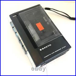 Vintage 1975 Sanyo Cassette Player recorder M1001 Mint Vintage 1975 Sanyo Cassette Player recorder M1001 Mint