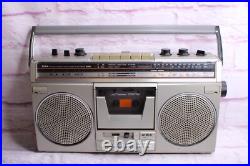 Vintage 1980's AIWA CS-220U Am/ FM Radio Cassette Tape Recorder Boom Box Vintage 1980's AIWA CS-220U Am/ FM Radio Cassette Tape Recorder Boom Box