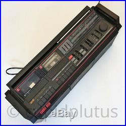 Vintage 1980s Hitachi Stereo Cassette Recorder TRK-3D8E Boombox Sub Woofer