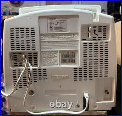 Vintage 2001 Panasonic White 13 TV / VCR Combo, Model PV-C1351W WORKS