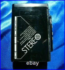 Vintage AIWA HS-J600 Walkman FM-AM Cassette Player-Recorder For Parts or Repair