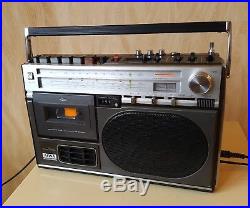 Vintage AIWA TPR-300A BOOMBOX Stereo Radio Cassette Player Recorder