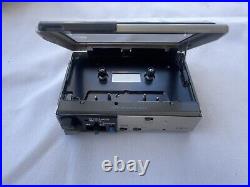 Vintage Aiwa HS-P02 Cassette Player Walkman