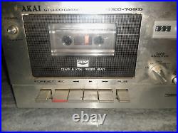 Vintage Akai GXC-709D High-Fidelity Stereo Cassette Deck with Dolby B Noise Redu
