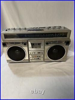 Vintage Audiologic AM/FM Two Cassette Recorder Boombox SCR-3266