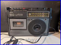 Vintage Boombox Sanyo Radio Cassette Recorder AC/DC Mic Aux Bat Indicator Works Vintage Boombox Sanyo Radio Cassette Recorder AC/DC Mic Aux Bat Indicator Works