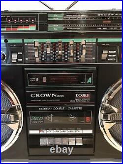 Vintage Crown Boom box SZ-5100 Cassette Player Recorder Multi-band Radio. Nice