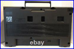 Vintage Crown Boom box SZ-5100 Cassette Player Recorder Multi-band Radio. Nice