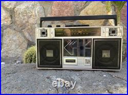 Vintage Discolite International SCR-119 Radio Cassette Player No VELA CONION