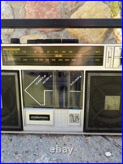 Vintage Discolite International SCR-119 Radio Cassette Player No VELA CONION