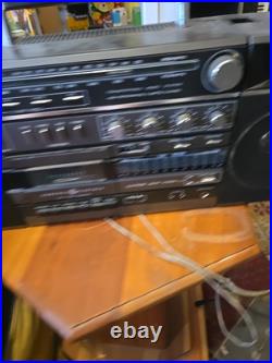Vintage General Electric Boombox GE Model 3-B266B Cassette Radio Recorder Works
