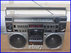 Vintage HITACHI TRK-8610W 3-Way Boombox Cassette Tape Recorder AM/FM/SW