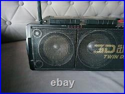 Vintage Hitachi TRK-3D80E Stereo Radio 3D Super Woofer Twin Drive Good Order