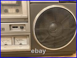 Vintage Hitachi TRK-8280 Boombox Radio Cassette Recorder Japan Junk Rare via DHL