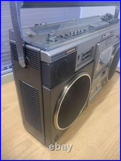 Vintage Hitachi TRK-8280 Radio Cassette Recorder Boombox Tested & Working Vintage Hitachi TRK-8280 Radio Cassette Recorder Boombox Tested & Working